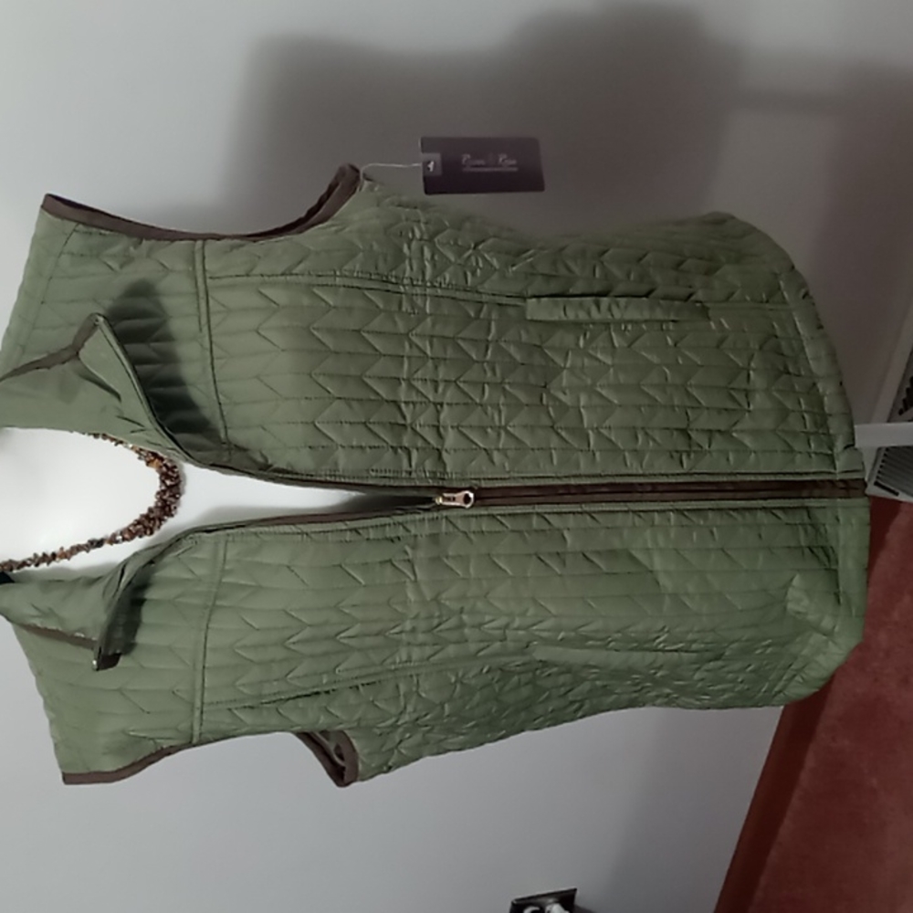 River & Rose Woman's Vest